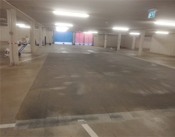 Woningen en garages stralen