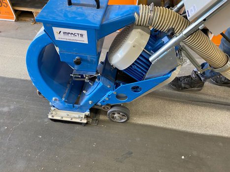 Gesloten kogelstraalmachine met afzuiging